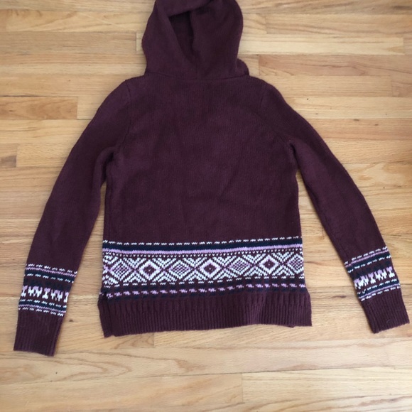 Hollister Burgundy Fair Isle Sweater - Picture 6 of 6
